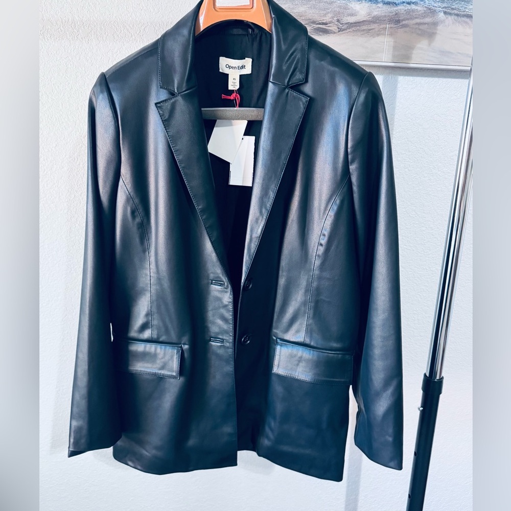 New Nordstrom Open Edit black oversize faux leather blazer